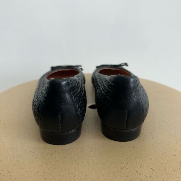 Brooks Brothers Women’s Black Leather Embossed Round Tow Dainty Bow Ballet Flat - Picture 7 of 12